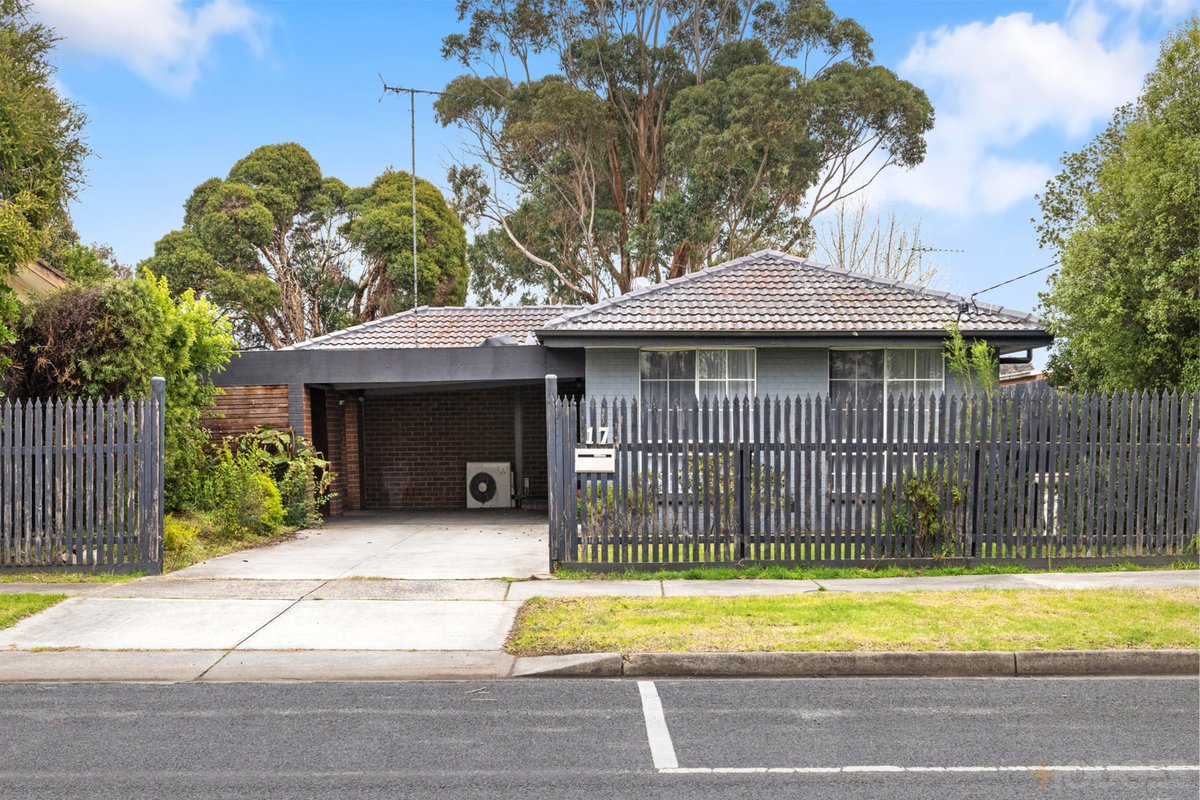 17 South Dudley Road South Dudley - Residential for sale