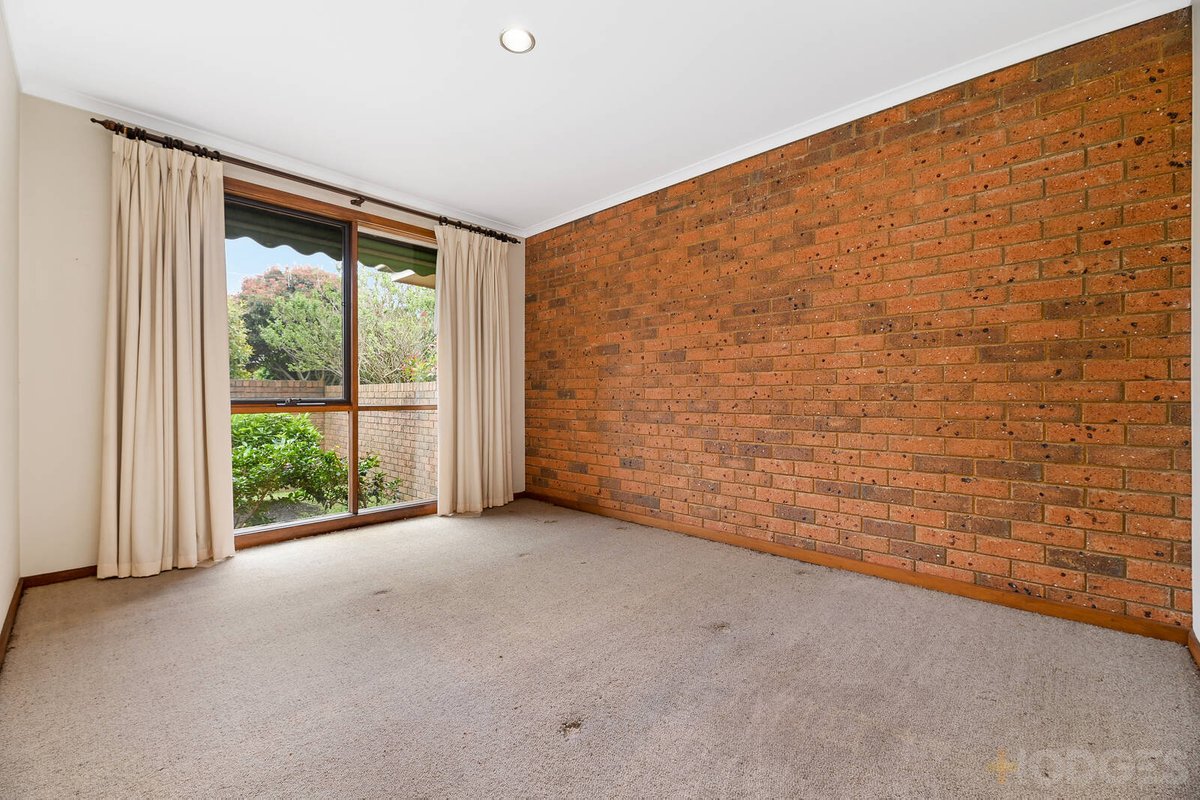 1 / 7 Voumard Street Oakleigh South - Residential for sale