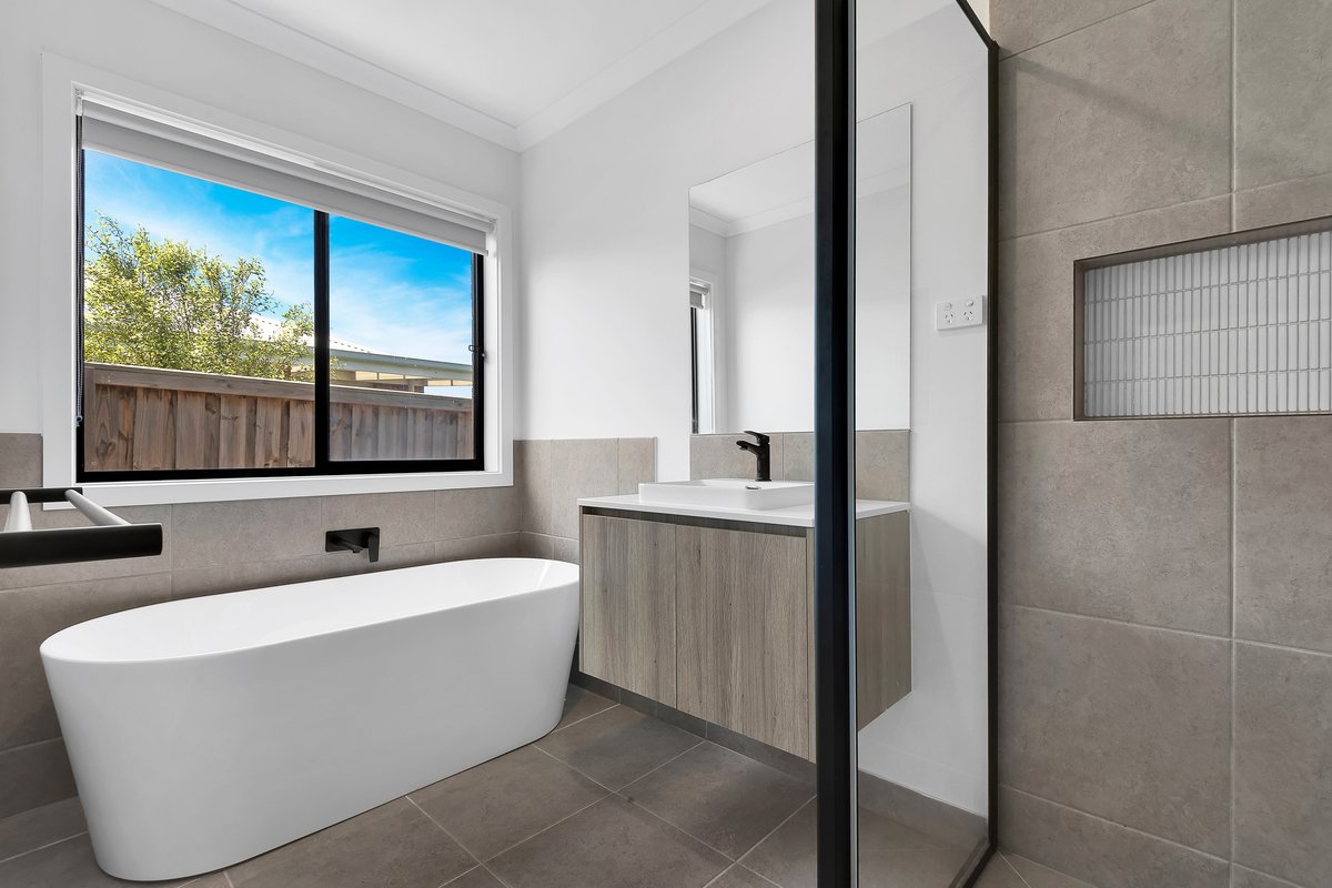 17 Wattleside Dr  Ocean Grove - Residential for lease