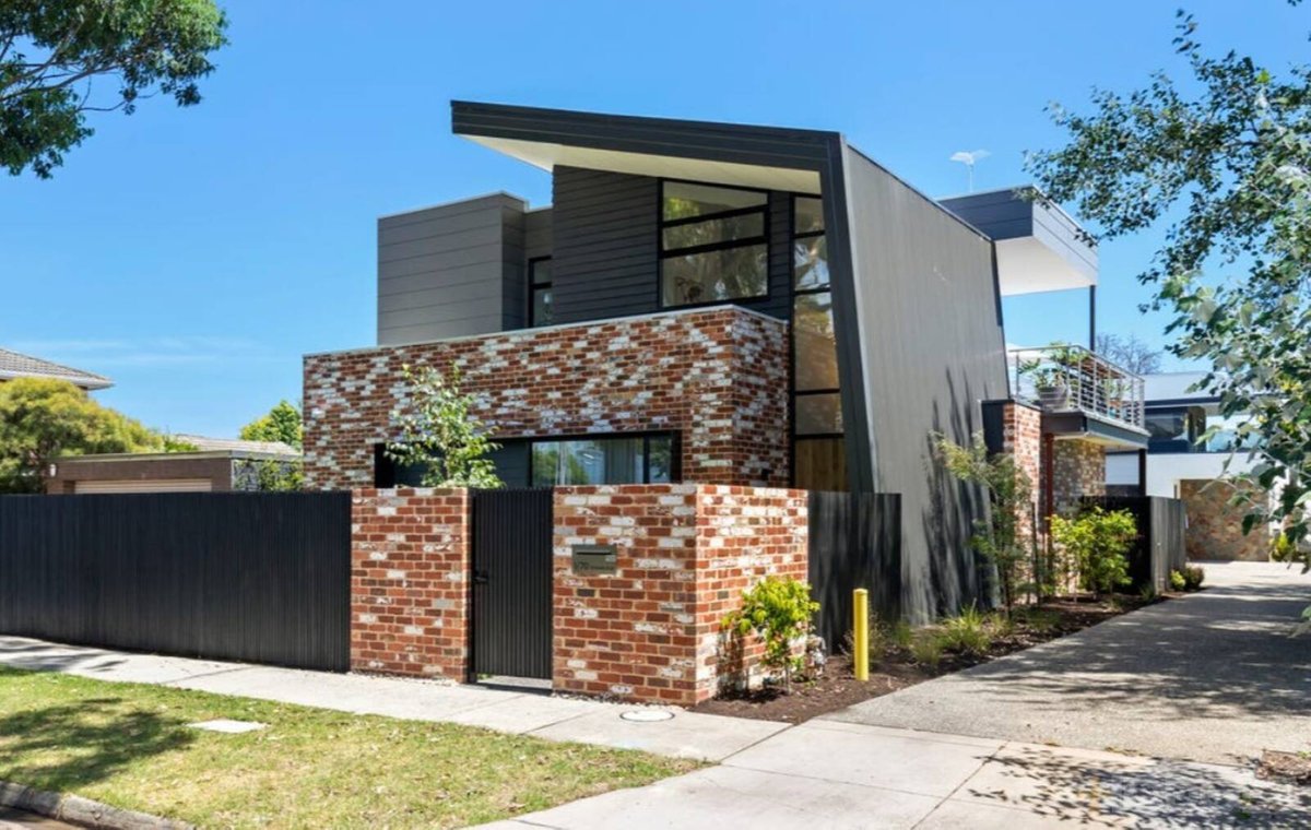 1 / 70 Kinross Avenue Edithvale - Residential for sale