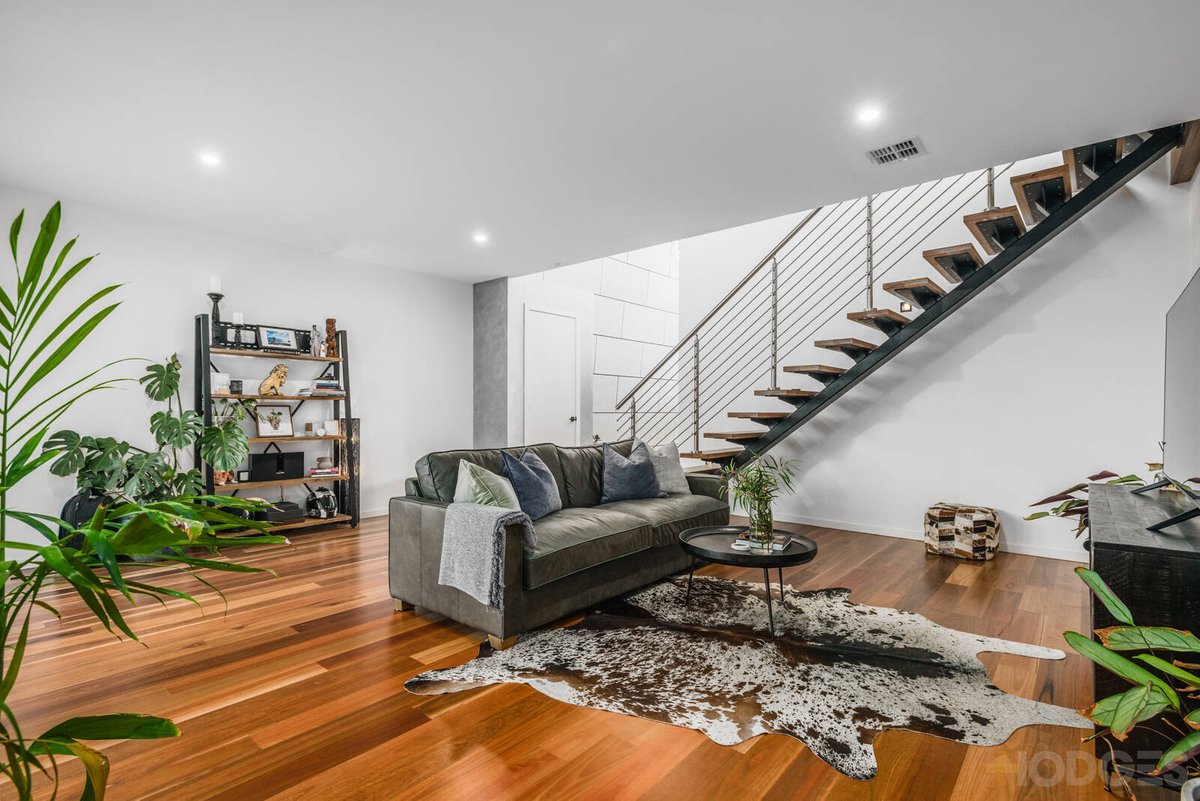 1 / 70 Kinross Avenue Edithvale - Residential for sale
