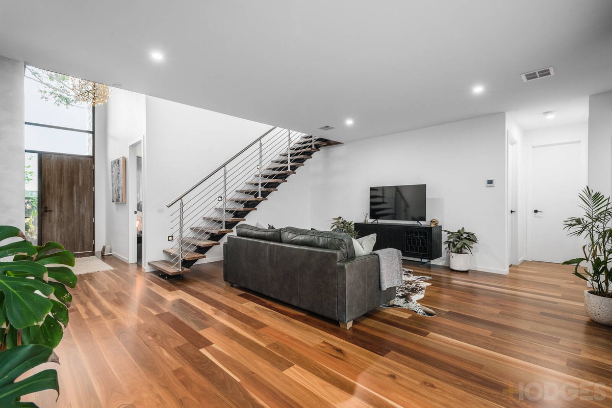 1 / 70 Kinross Avenue Edithvale - Residential for sale