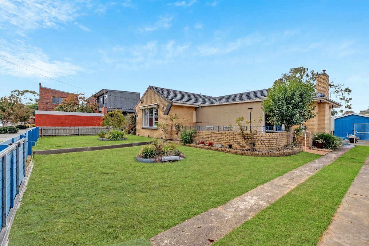 170 Warren Road Mordialloc - Residential for sale
