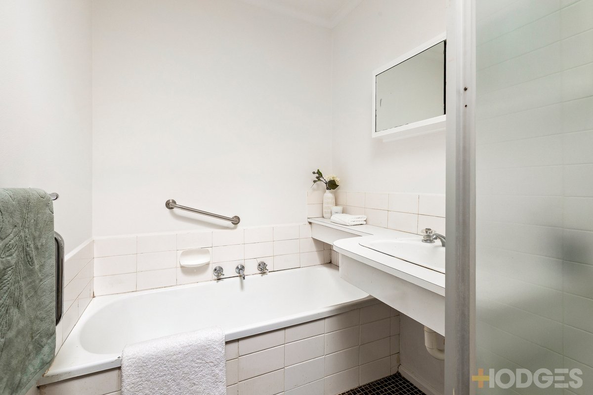 17 / 105 Park Road Cheltenham - Residential for sale
