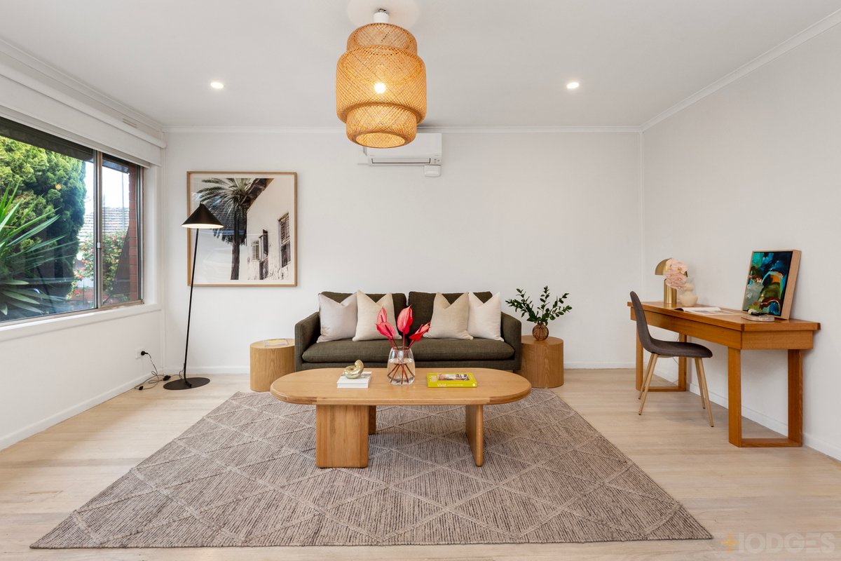 17 / 109 Weatherall Road Cheltenham - Residential for sale