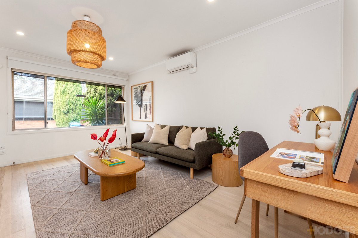 17 / 109 Weatherall Road Cheltenham - Residential for sale