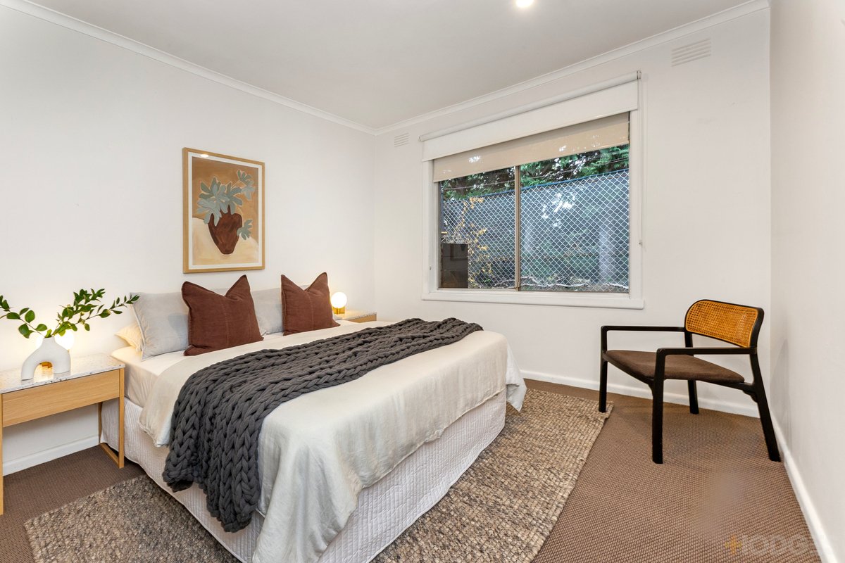 17 / 109 Weatherall Road Cheltenham - Residential for sale