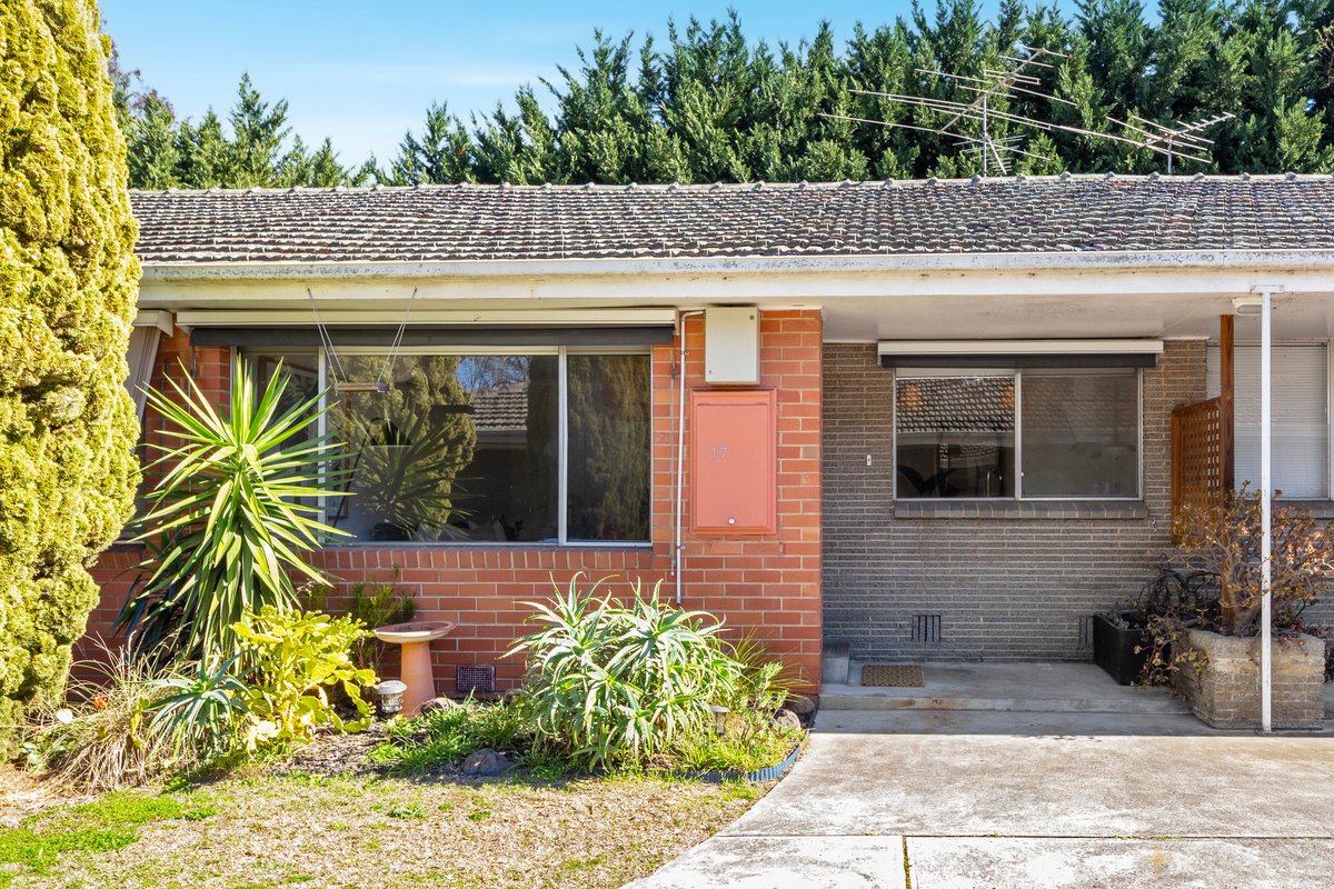 17 / 109 Weatherall Road Cheltenham - Residential for sale