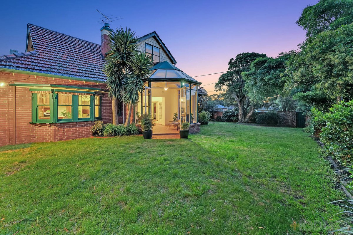 172 Charman Road Mentone - Residential for sale