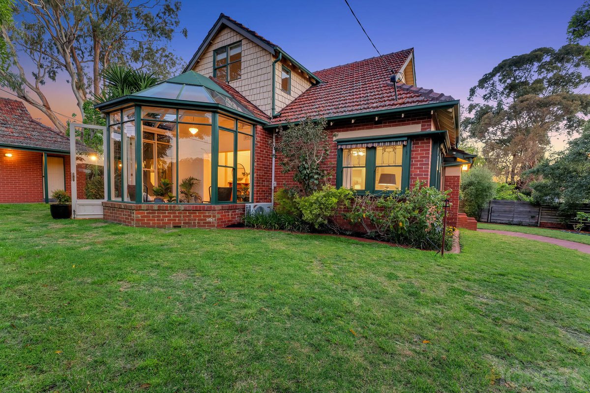 172 Charman Road Mentone - Residential for sale