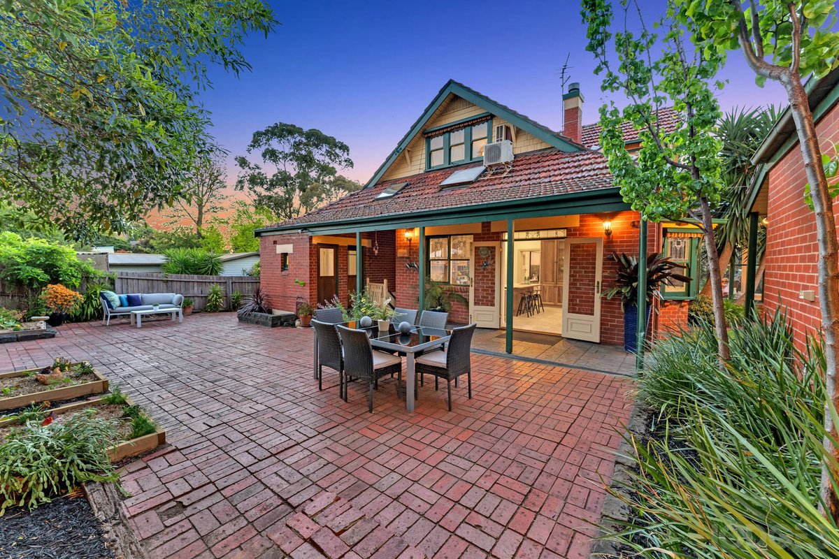172 Charman Road Mentone - Residential for sale