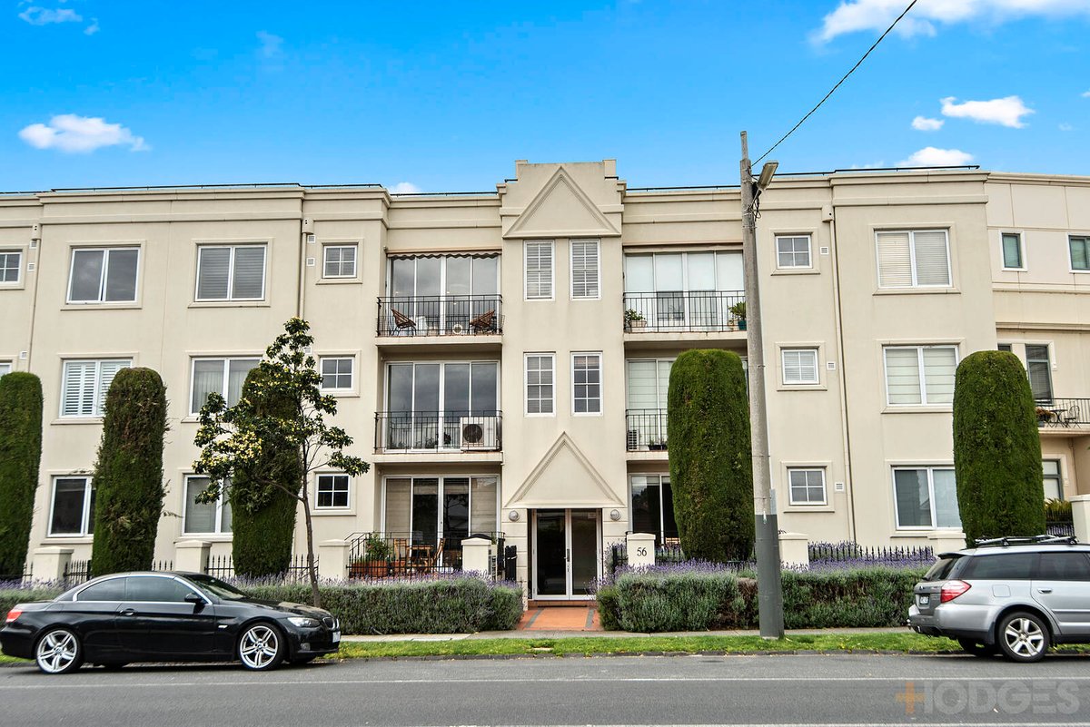 17 / 56 Beach Road Hampton - Residential for sale