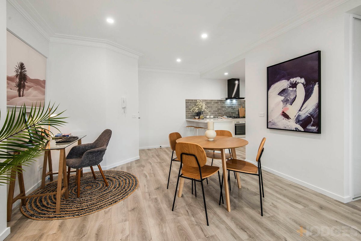 17 / 56 Beach Road Hampton - Residential for sale