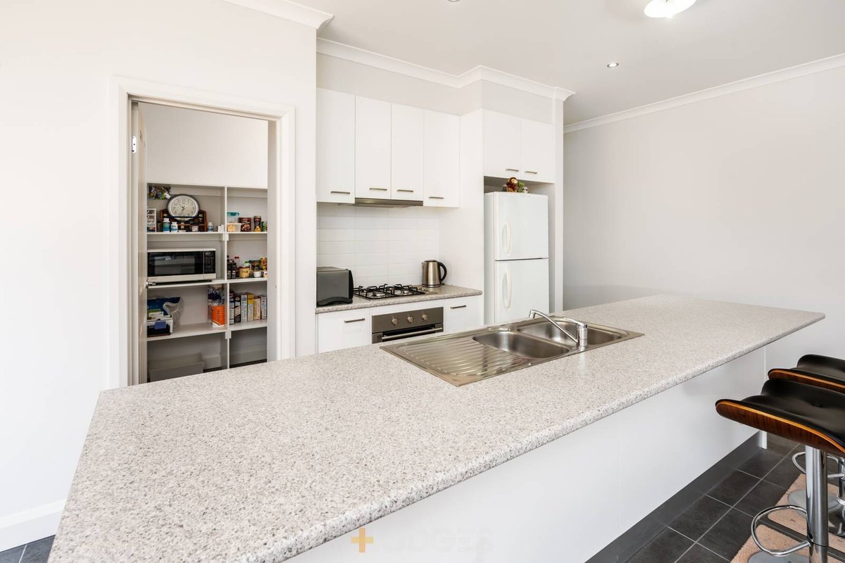 1 / 77 Market Road Werribee - Residential for sale