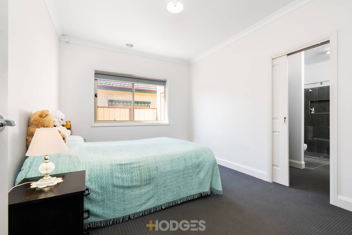 1 / 77 Market Road Werribee - Residential for sale