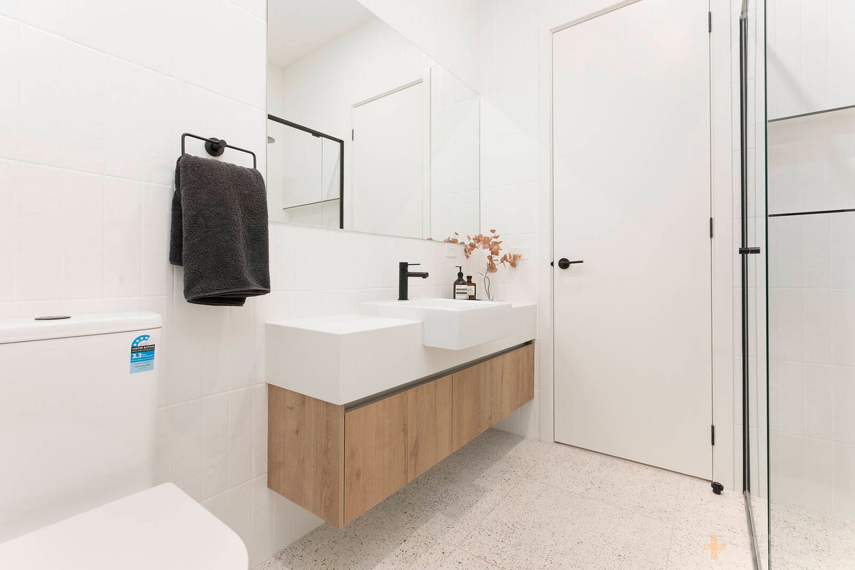 1 / 78 Albenca Street Cheltenham - Residential for sale