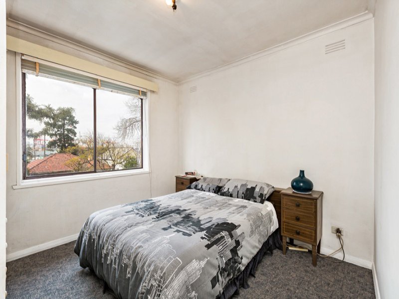 17 / 99 Cowper Street FOOTSCRAY - Residential for sale
