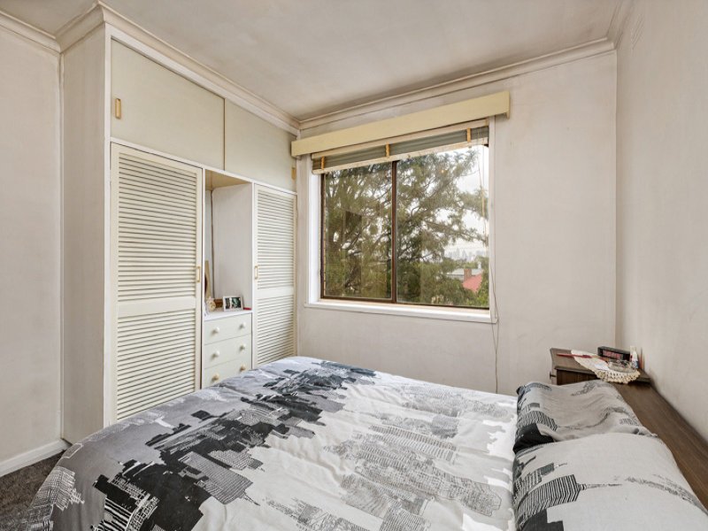 17 / 99 Cowper Street FOOTSCRAY - Residential for sale