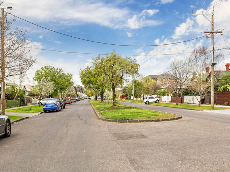 17 / 99 Cowper Street FOOTSCRAY - Residential for sale