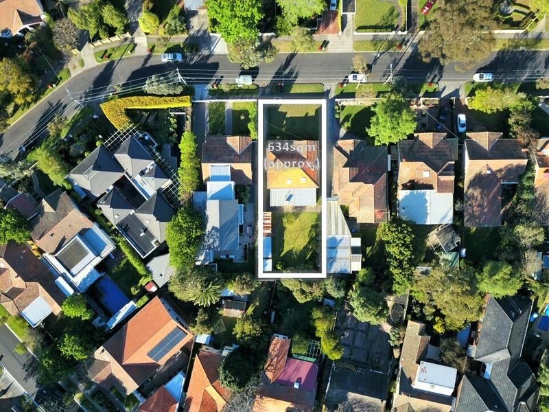18 Avelin Street HAMPTON - Residential for sale