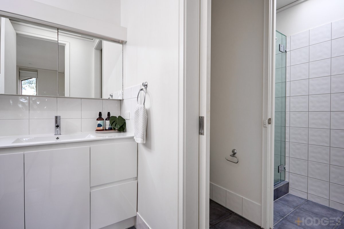 1 / 8 Clarkson Avenue Brighton - Residential for sale