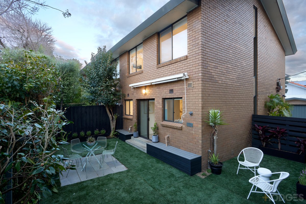 1 / 8 Clarkson Avenue Brighton - Residential for sale