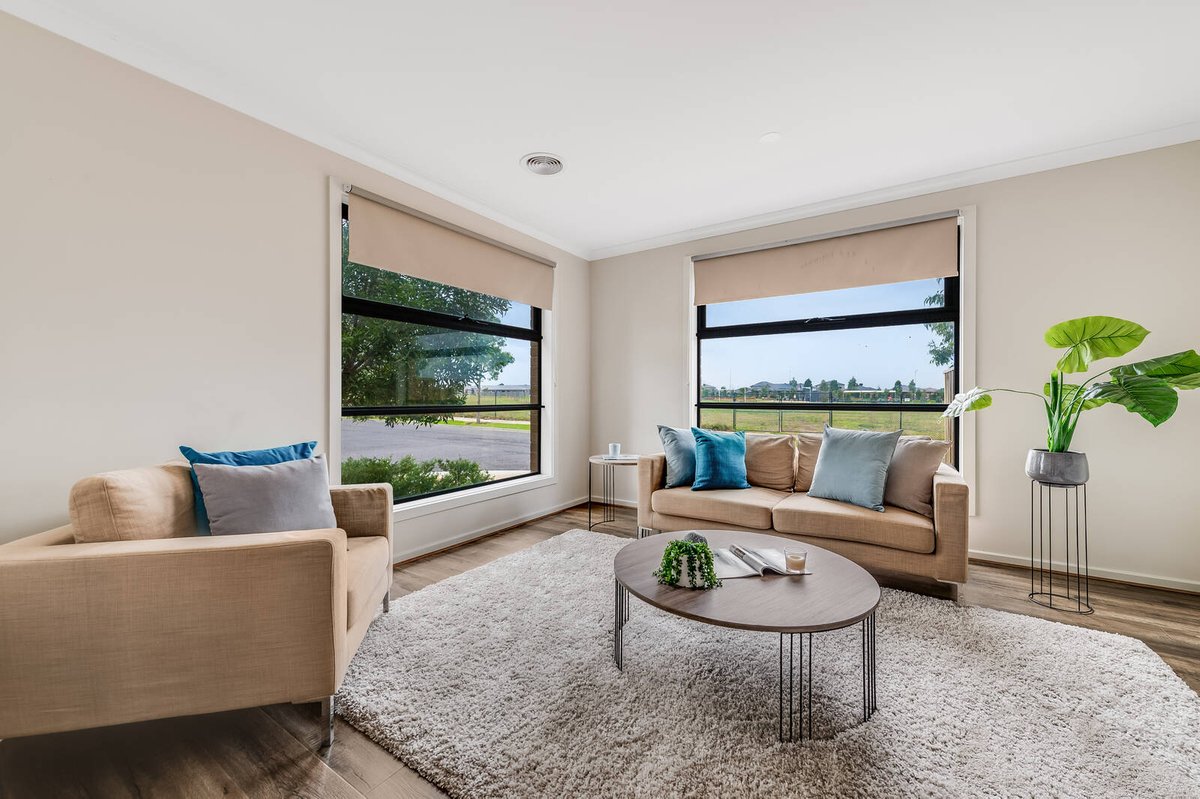 18 Coorong Walk Werribee - Residential for sale