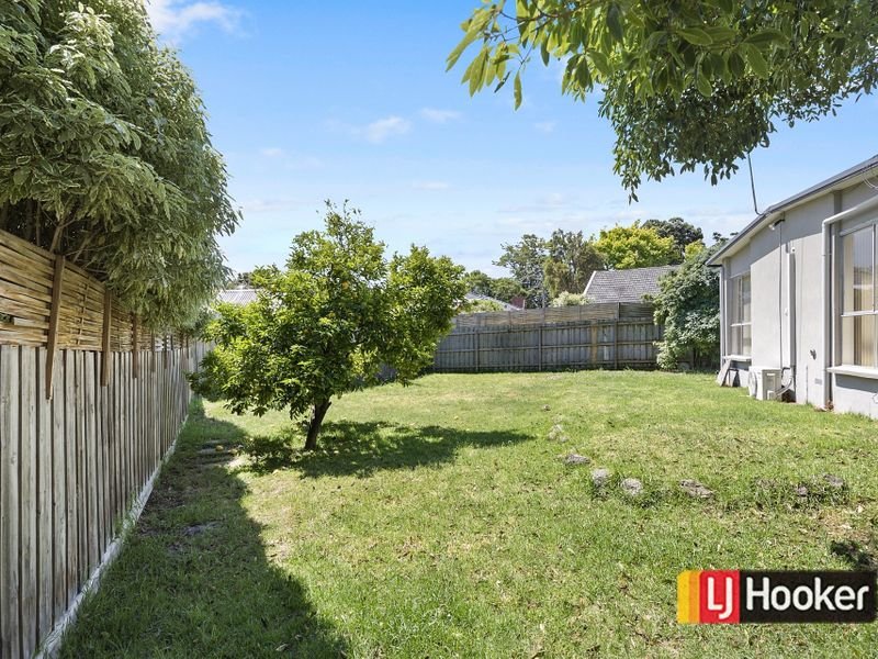 18 Culcairn Drive FRANKSTON SOUTH - Residential for sale