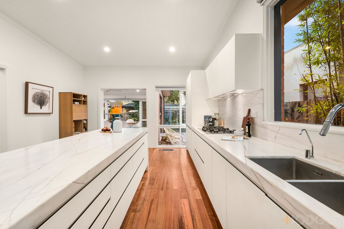 18 Elmhurst Road Caulfield North - Residential for sale