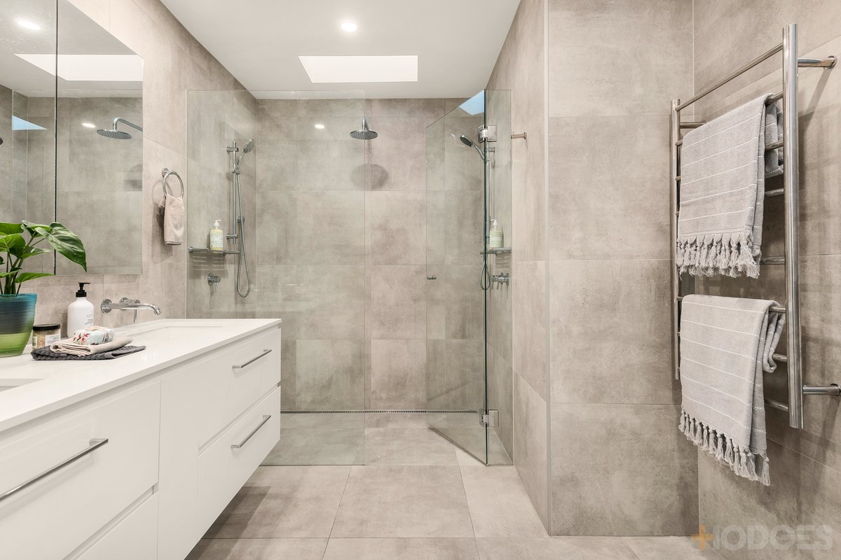 18 Elmhurst Road Caulfield North - Residential for sale