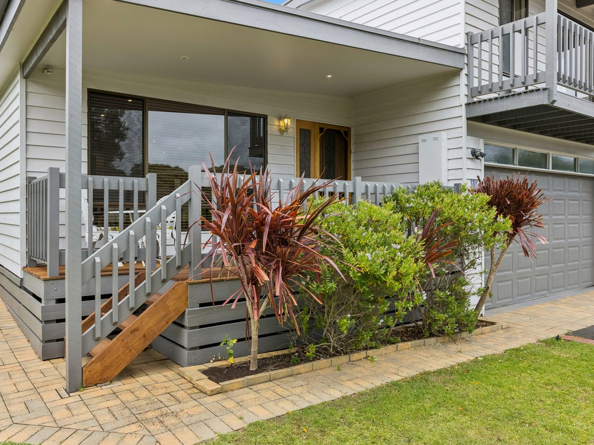 18 Flinders Street RYE - Residential for sale