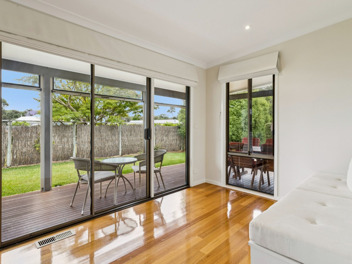 18 Flinders Street RYE - Residential for sale