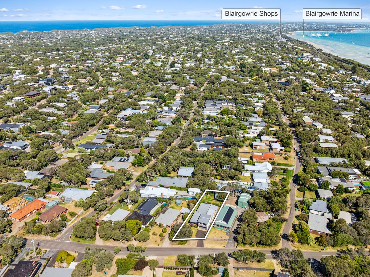 18 Flinders Street RYE - Residential for sale