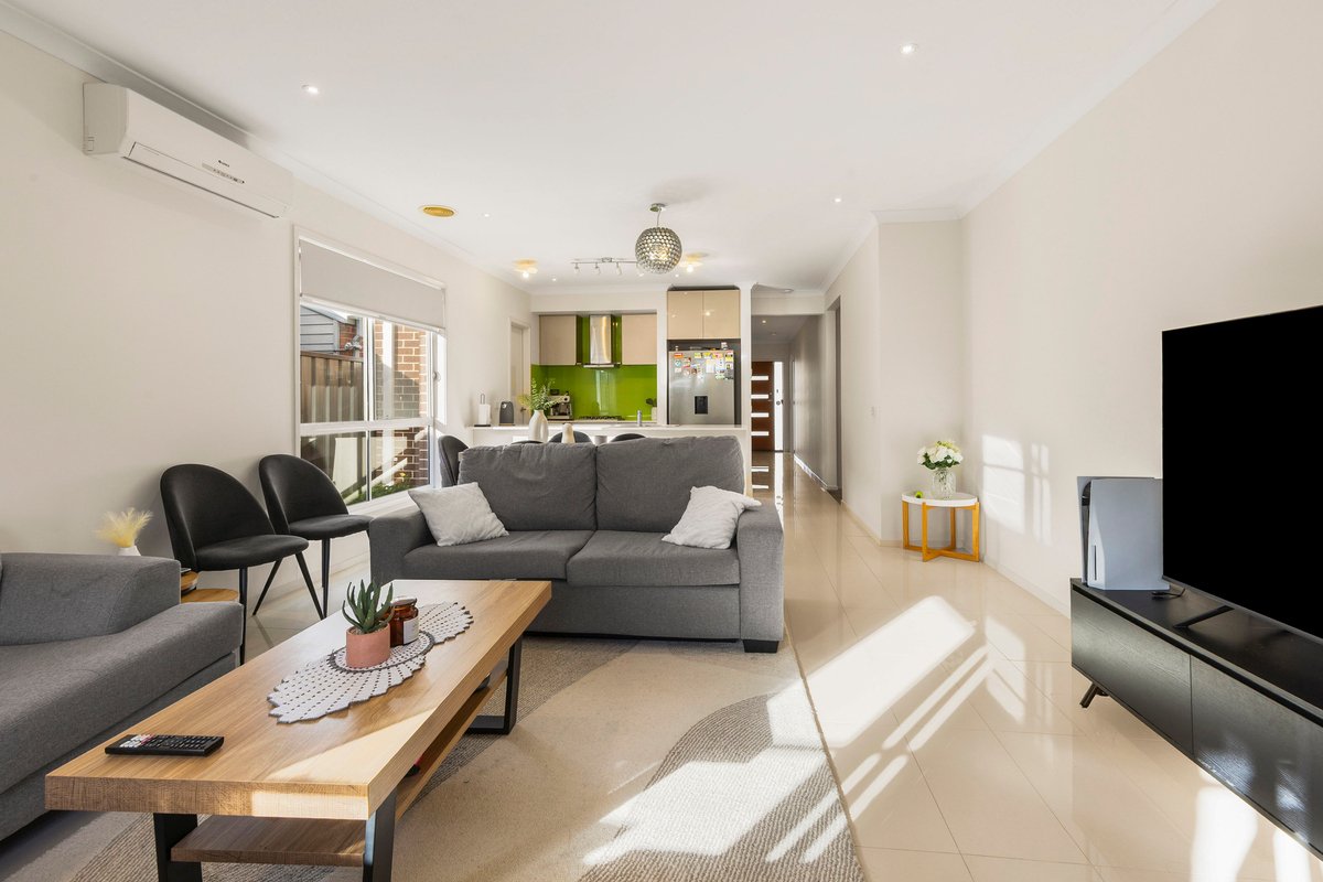 18 Gateshead Street Craigieburn - Residential for sale