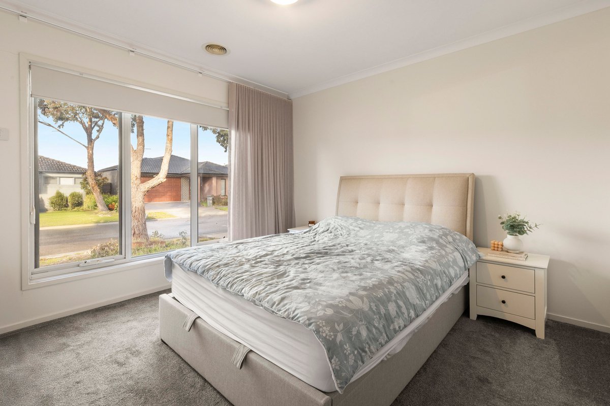 18 Gateshead Street Craigieburn - Residential for sale