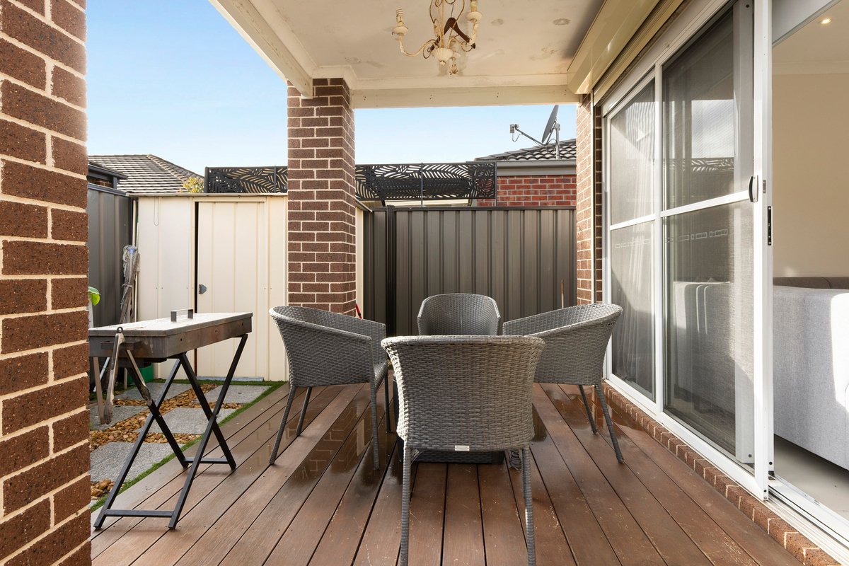 18 Gateshead Street Craigieburn - Residential for sale