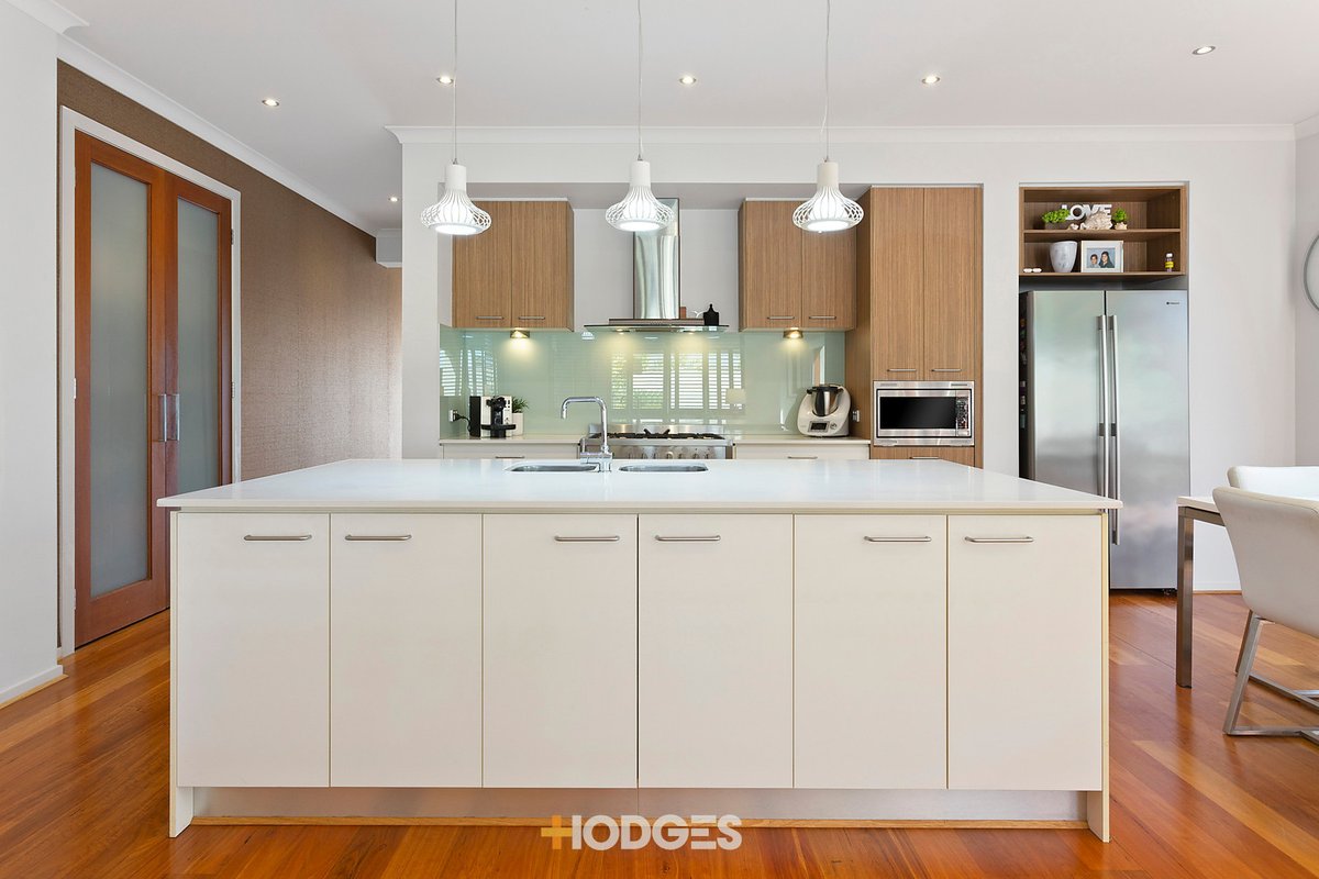 18 Highbury Grove Keysborough - Residential for sale