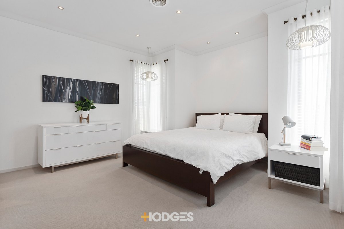 18 Highbury Grove Keysborough - Residential for sale