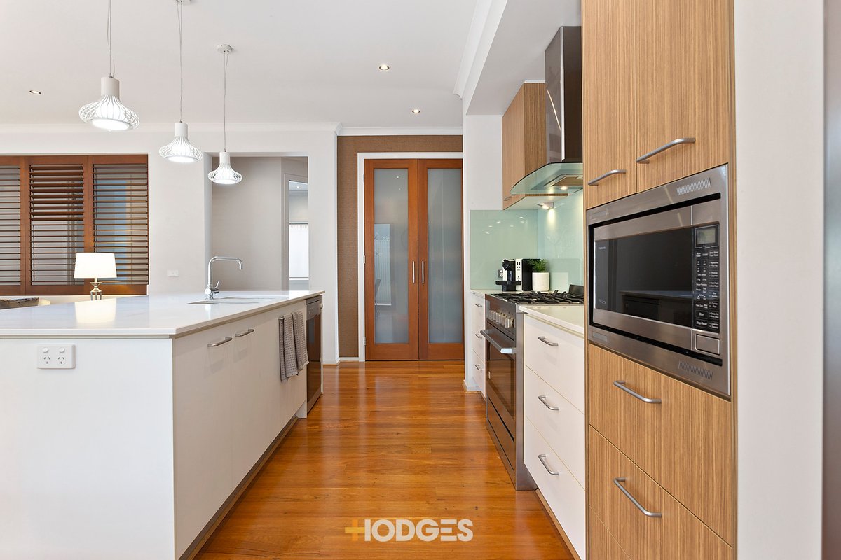 18 Highbury Grove Keysborough - Residential for sale