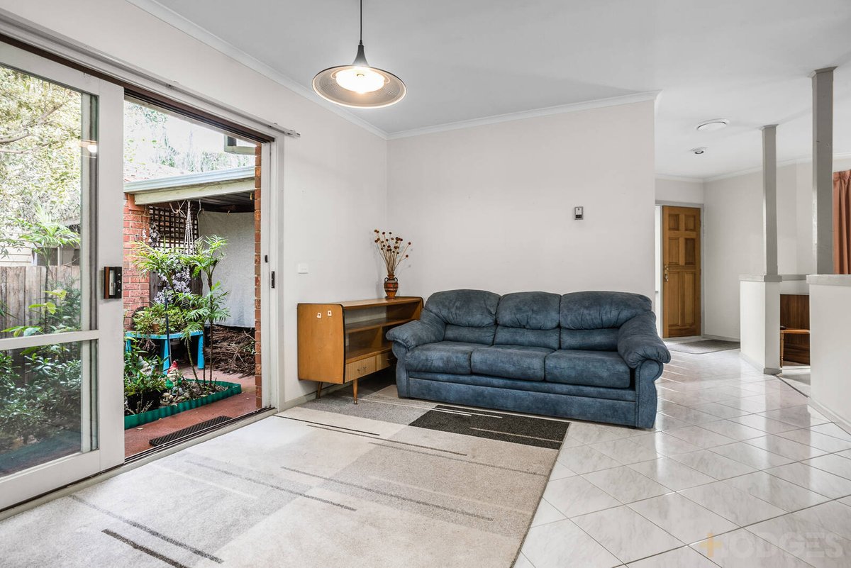 1 / 8 Holloway Road Sandringham - Residential for sale