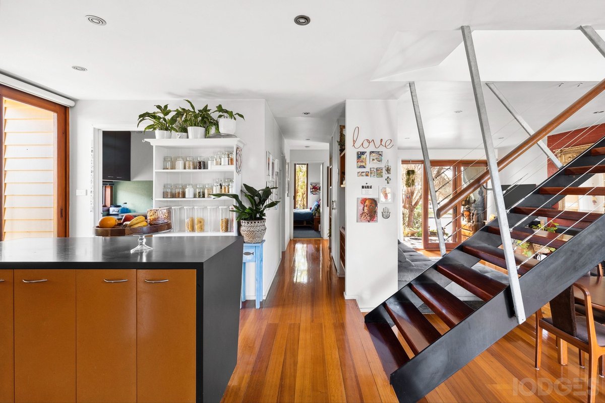 1 / 8 Hopgood Place Barwon Heads - Residential for sale