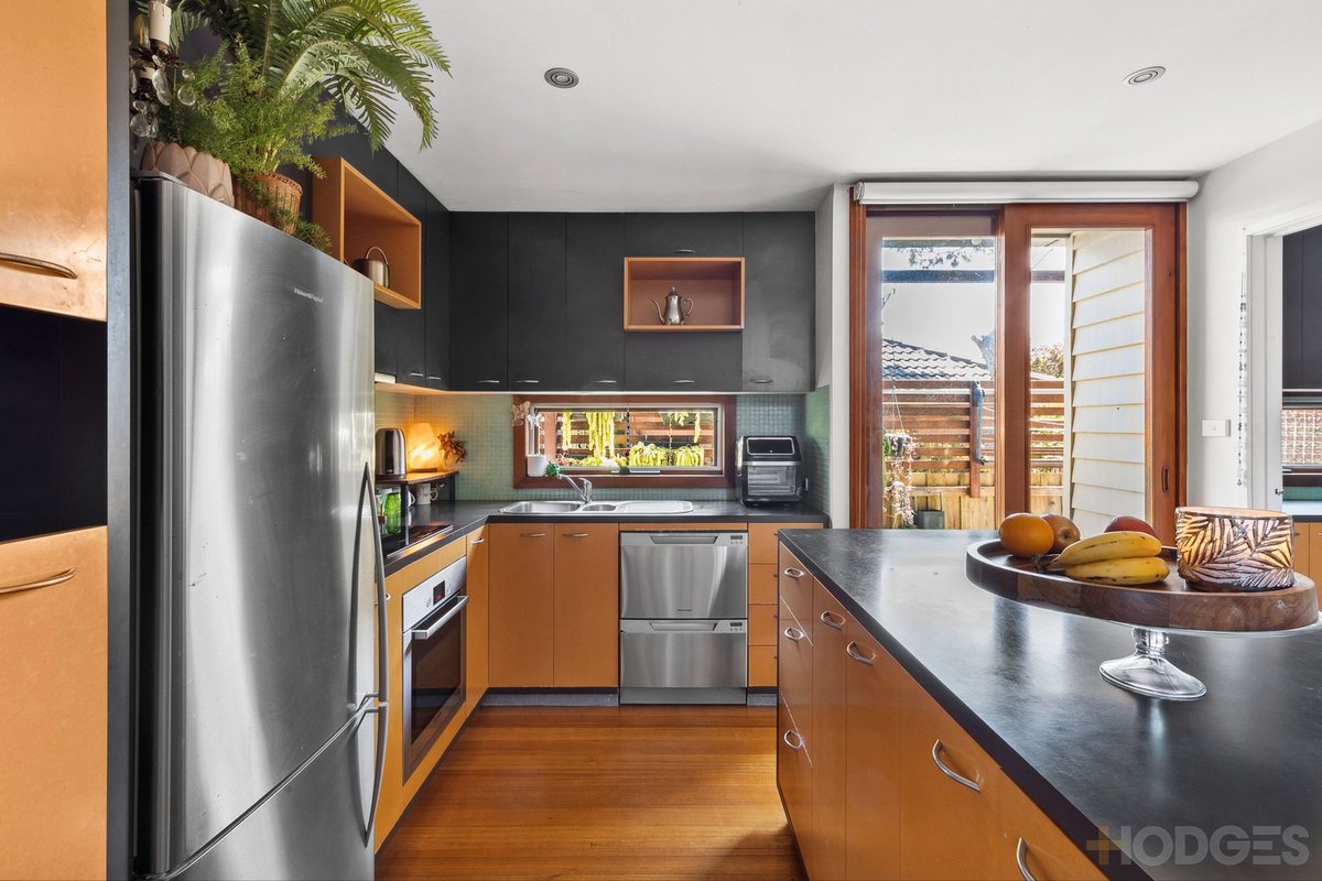 1 / 8 Hopgood Place Barwon Heads - Residential for sale