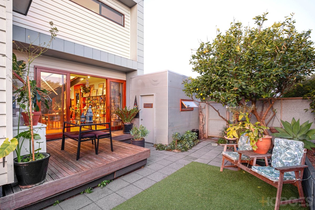 1 / 8 Hopgood Place Barwon Heads - Residential for sale