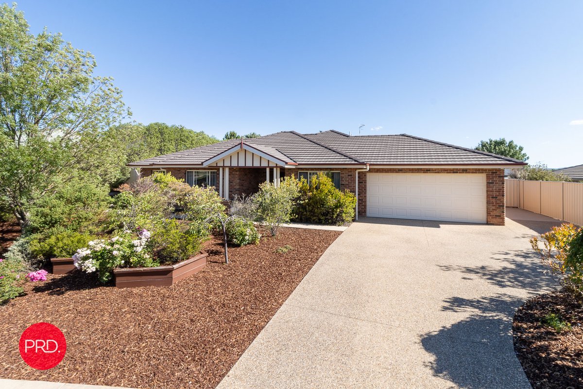 18 Larmer Street, BUNGENDORE NSW 2621
