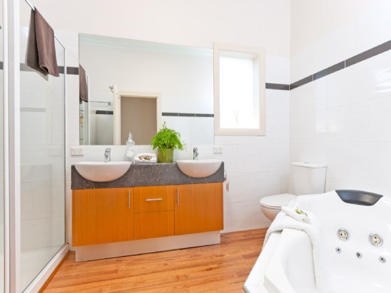 18 Loch Street YARRAVILLE - Residential for sale