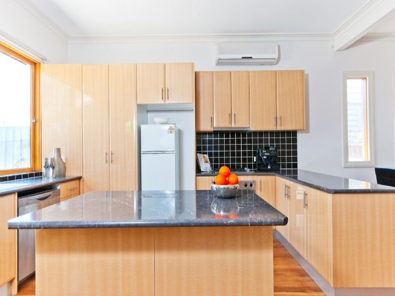 18 Loch Street YARRAVILLE - Residential for sale