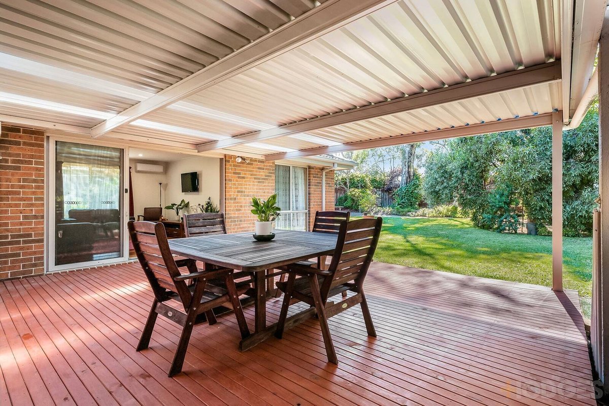 18 Phillip Court Cranbourne North - Residential for sale