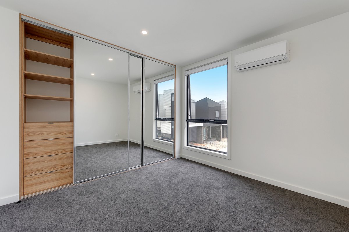 18 Piccolo Circuit Williamstown North - Residential for sale