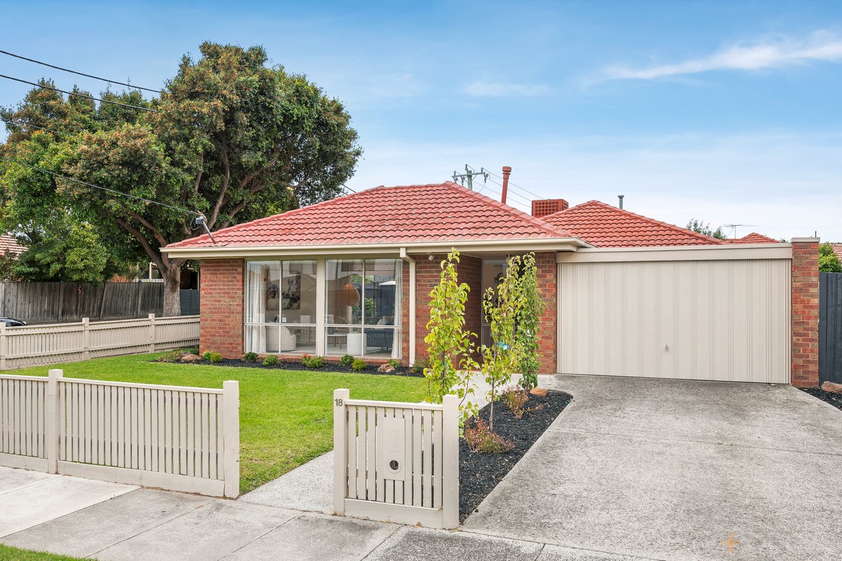 18 Stratford Avenue Bentleigh East - Residential for sale
