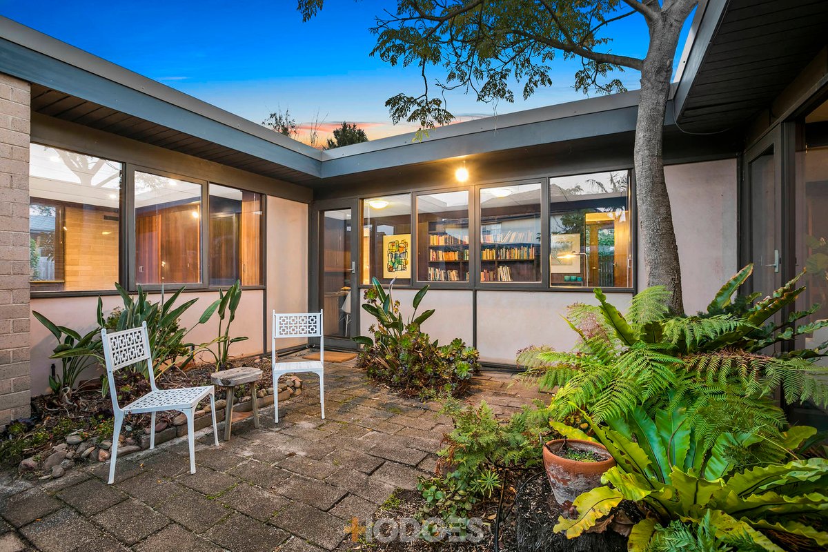 18 Sunset Avenue Beaumaris - Residential for sale